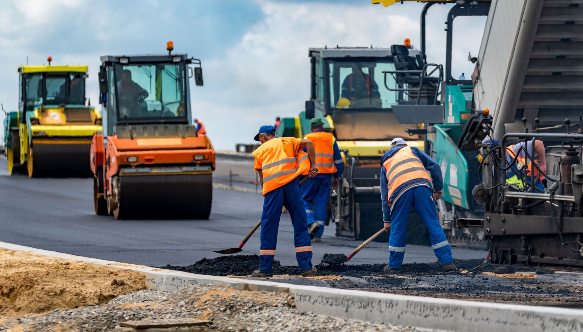 Reliable asphalt construction services in Richardson, TX for various projects.
